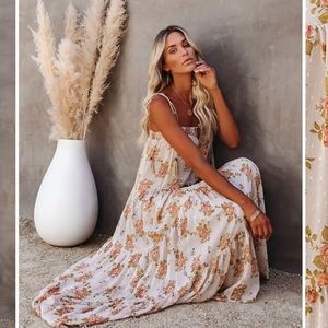 Vici List Goes on Floral Midi Dress - small